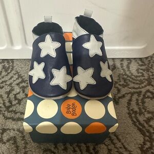 Baby Boden Navy and White Star Kids Shoes